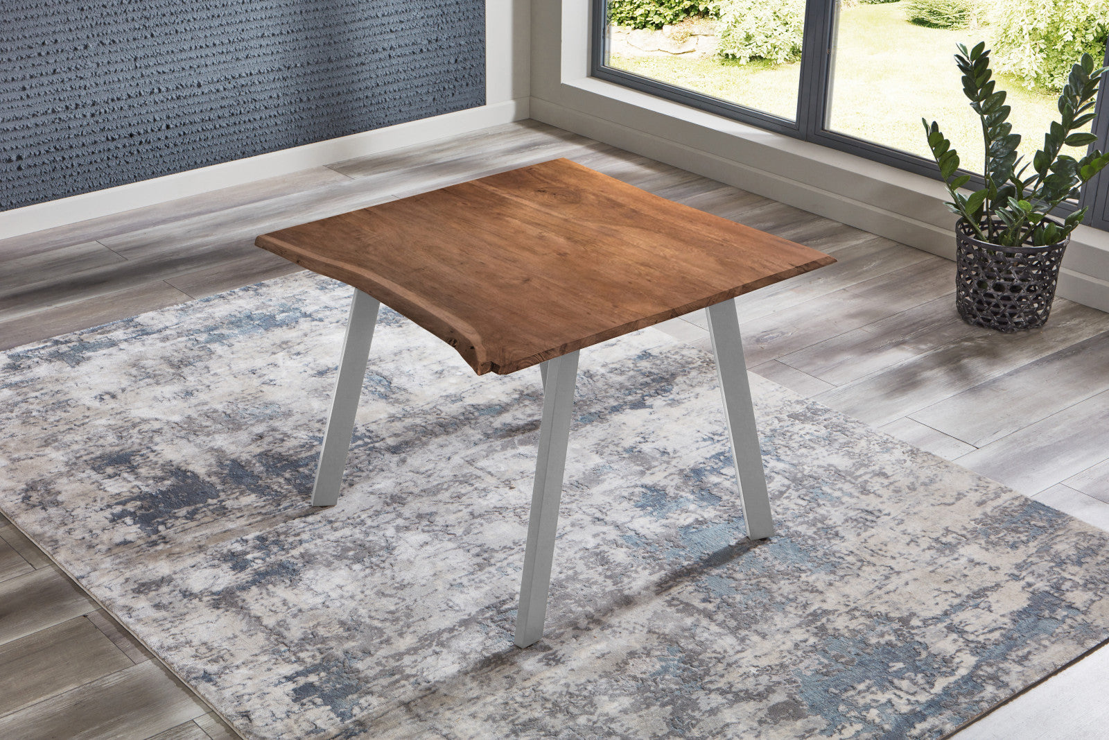 #nussbaumfarben #90x90 #vierfuß-gestellsilber