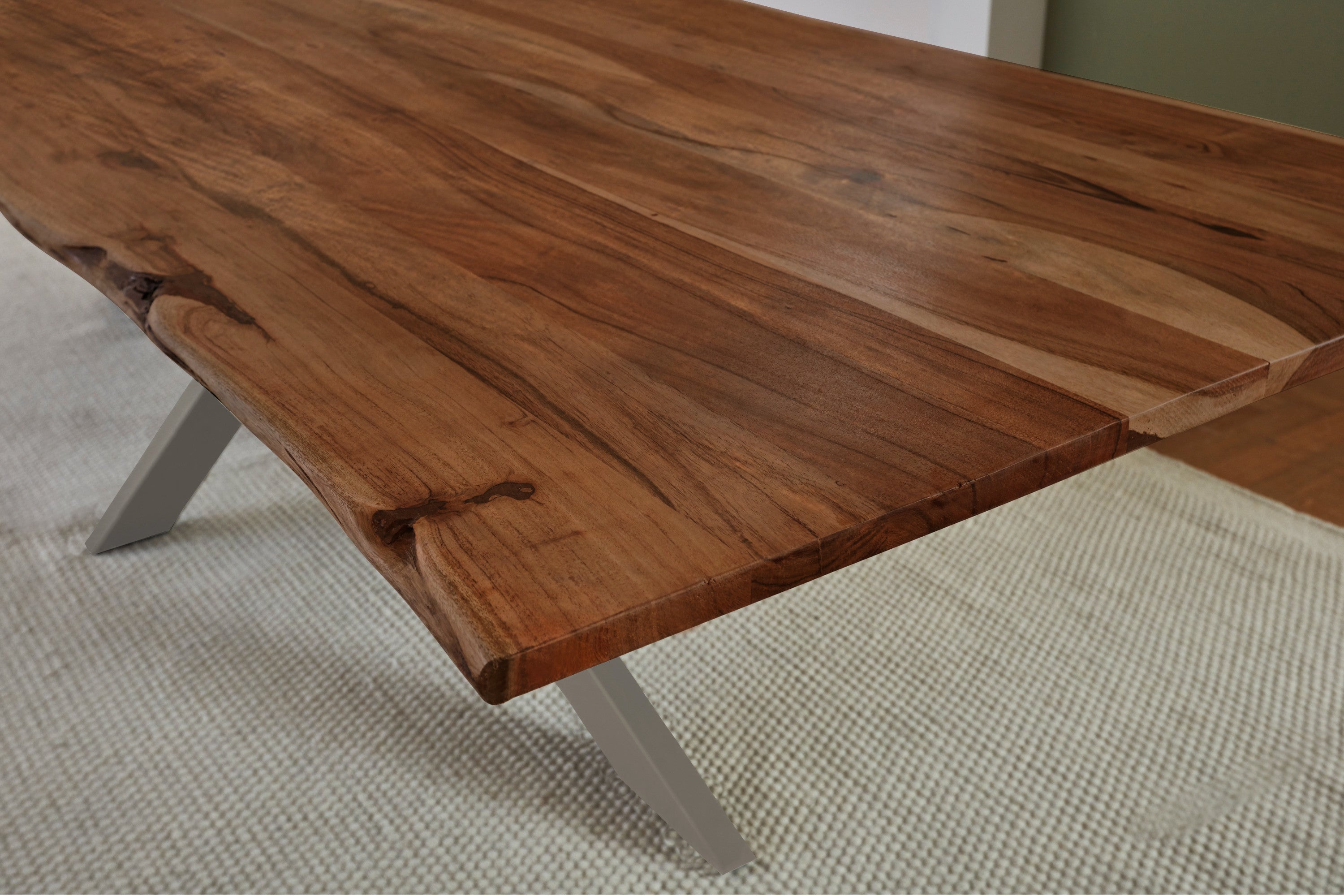 #nussbaumfarben #260x100 #spider-gestellsilber