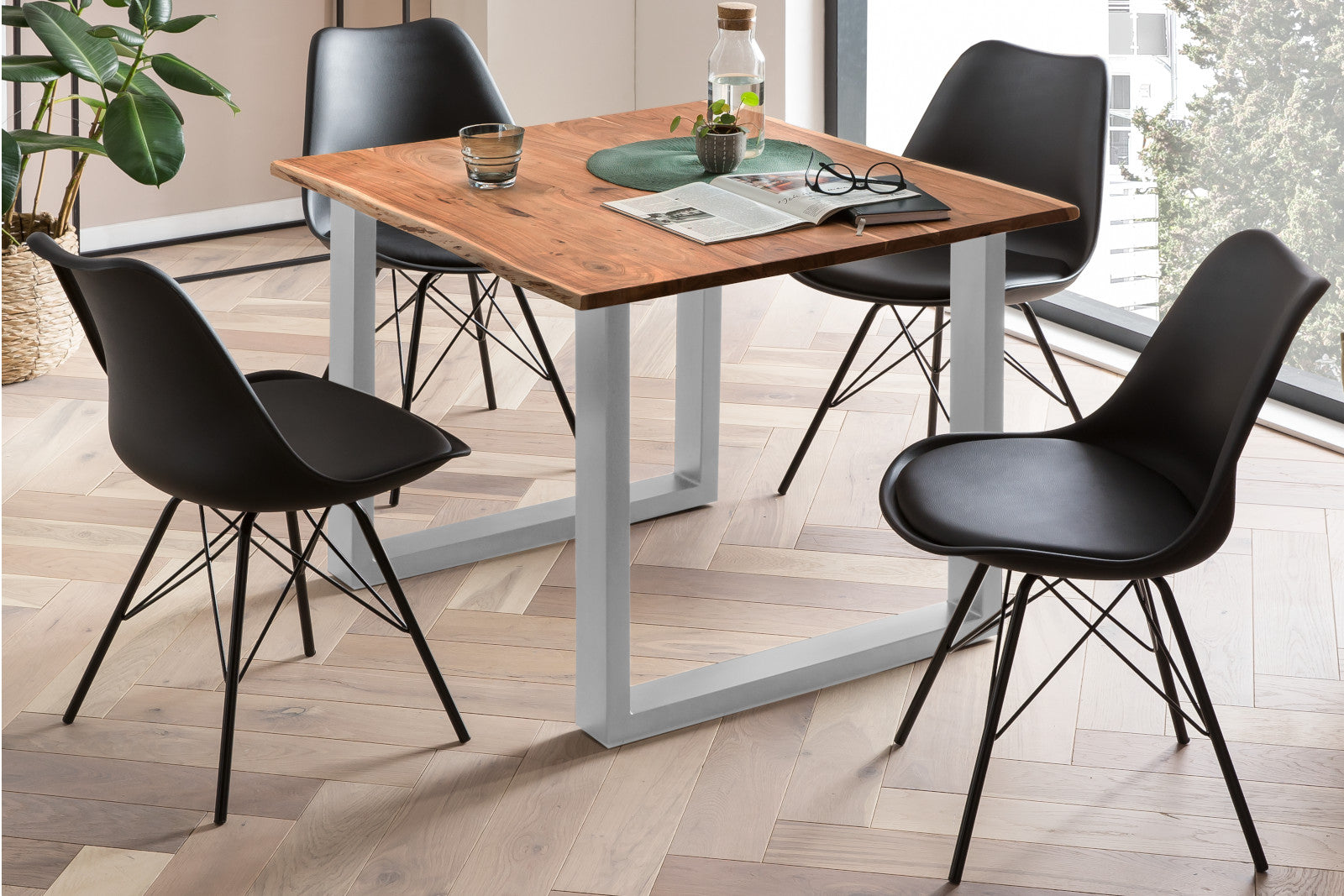 #nussbaumfarben #90x90 #u-gestellsilber