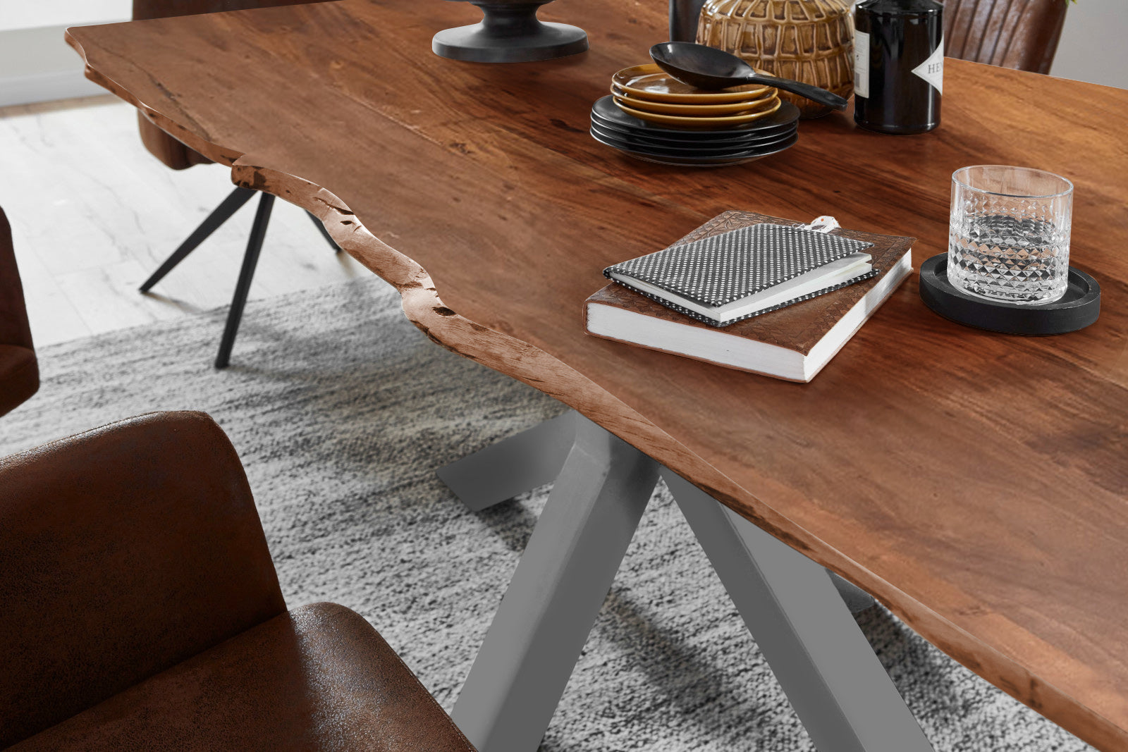 #nussbaumfarben #280x100 #spider-gestellsilber