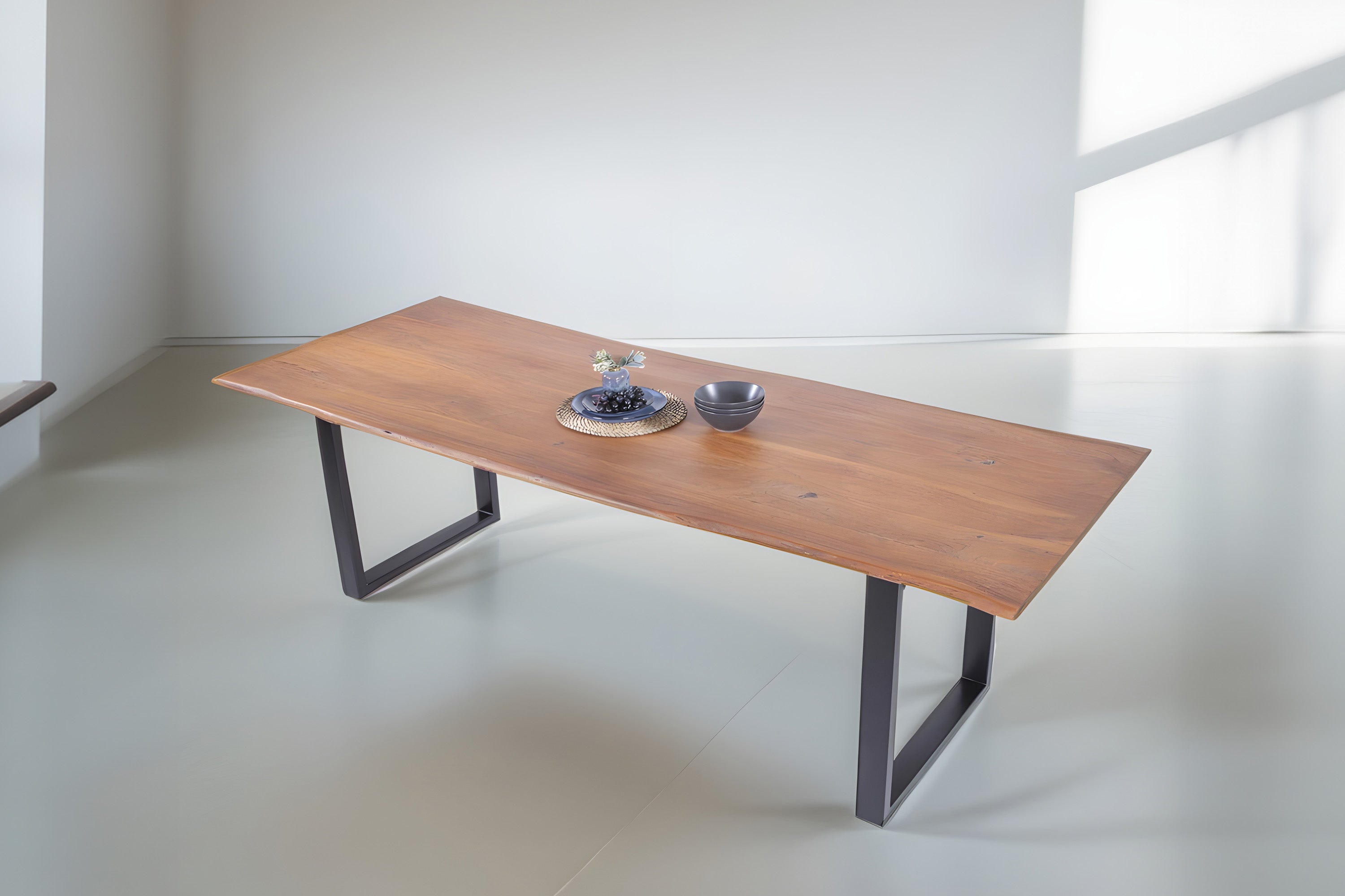 #nussbaumfarben #260x100 #u-gestellschwarz