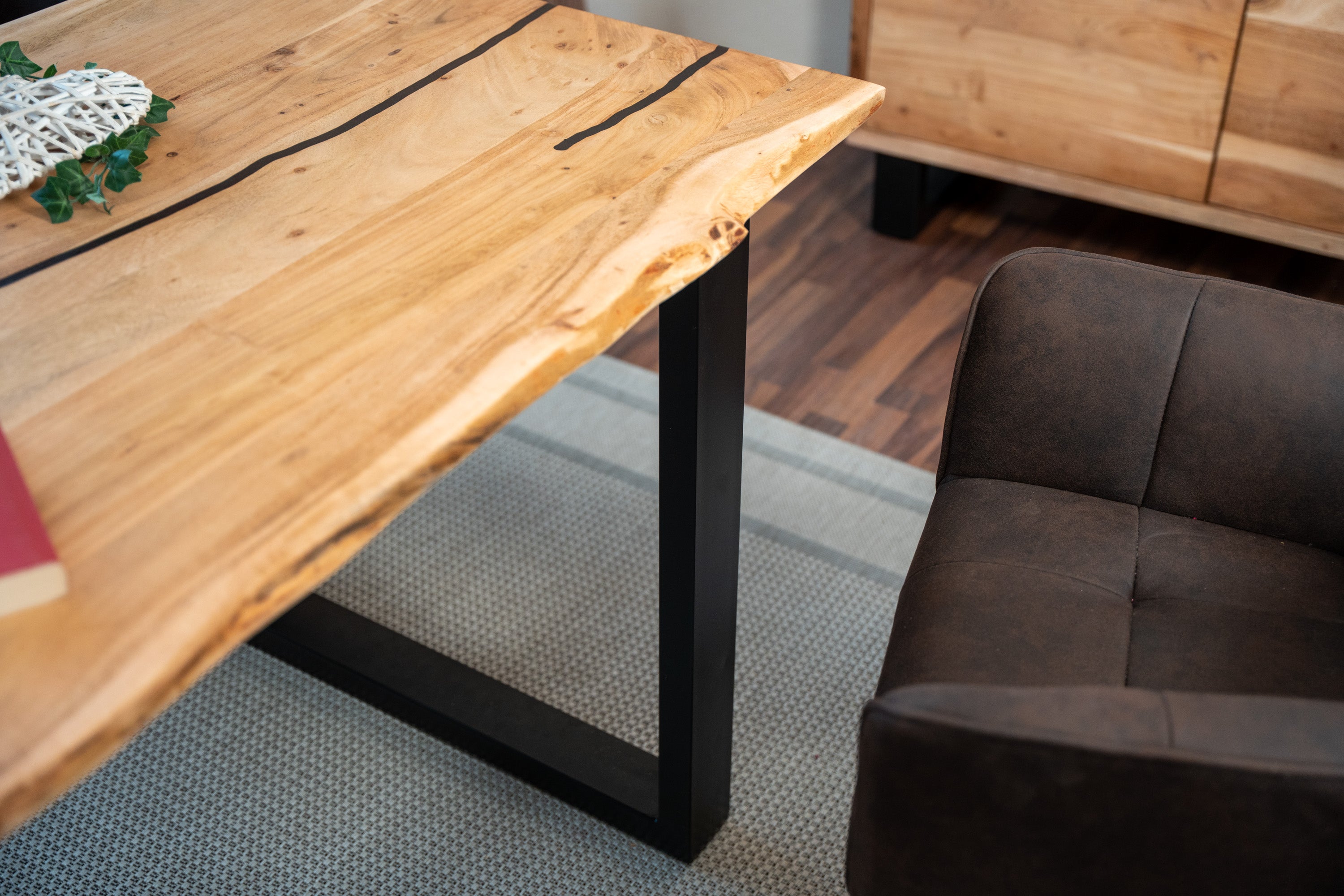 #naturfarben #140x80 #u-gestellschwarz