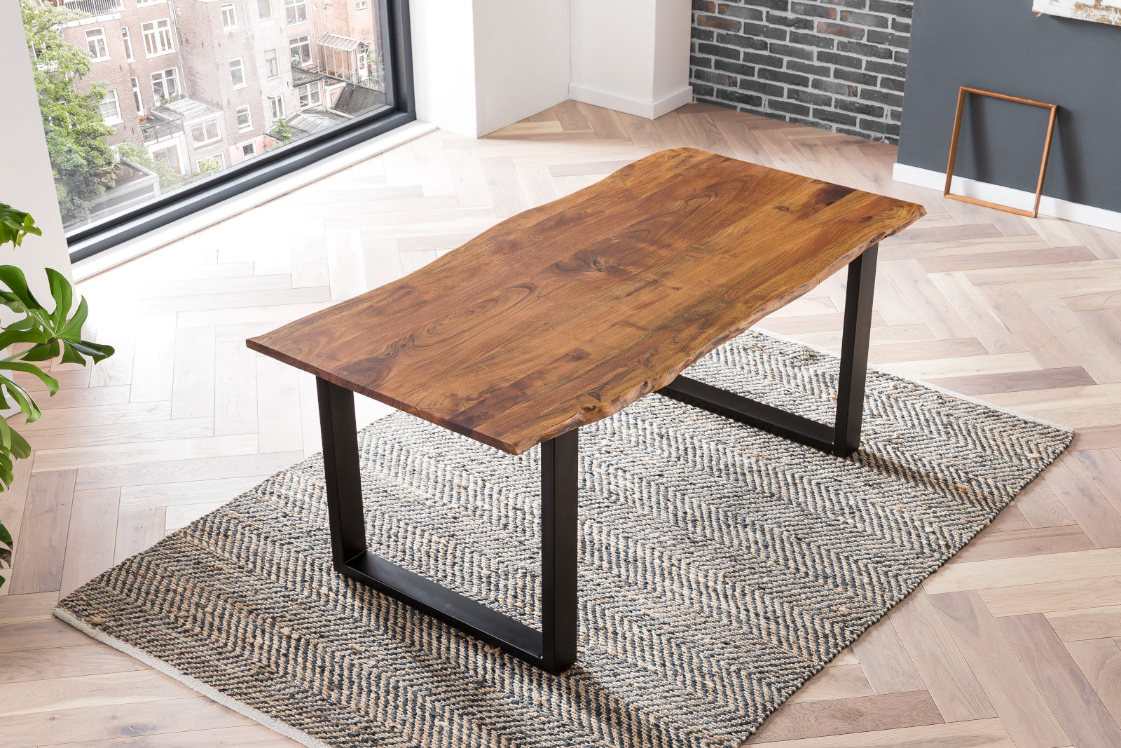 #nougatfarben #160x85 #u-gestellschwarz