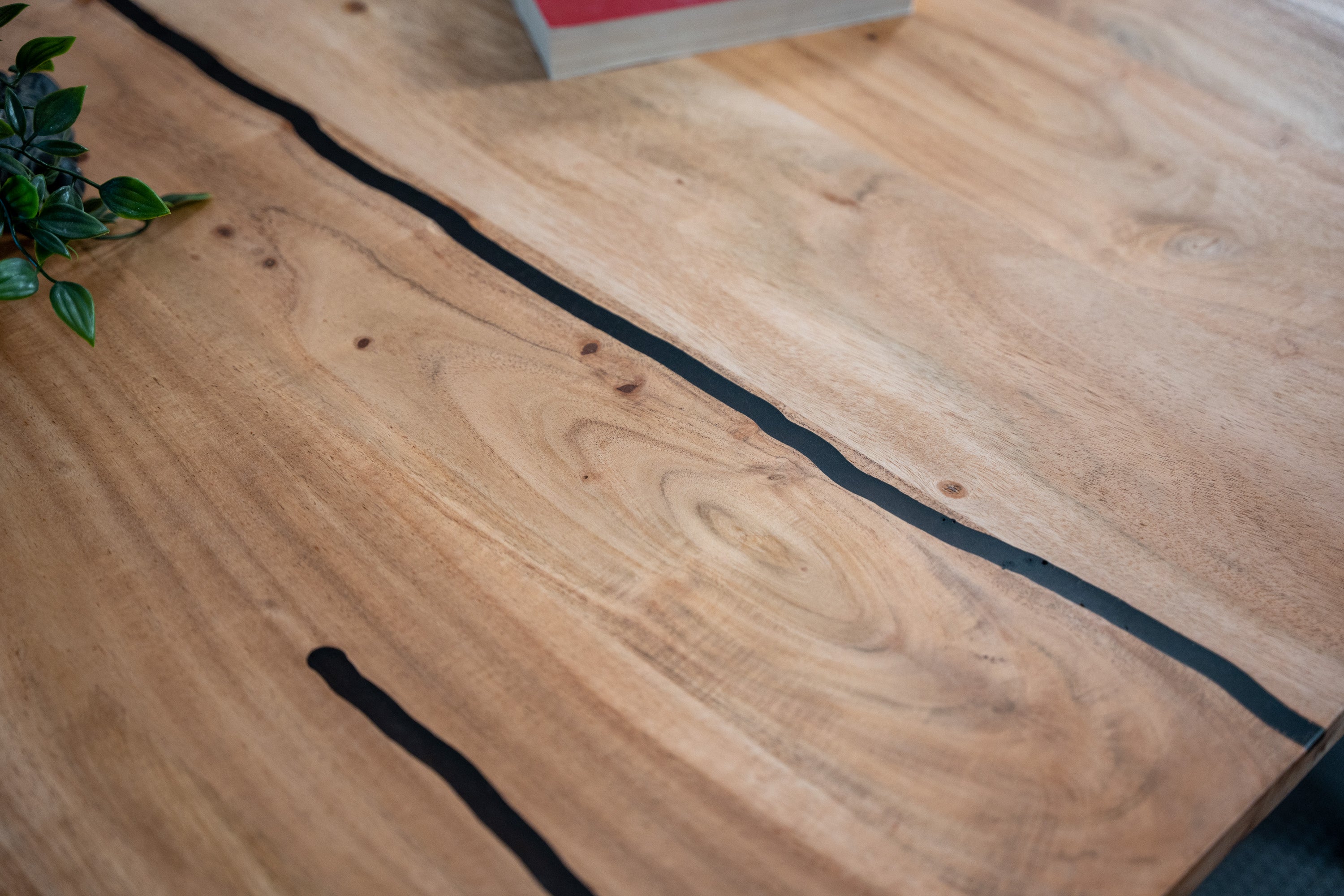 #naturfarben #240x100 #u-gestellschwarz