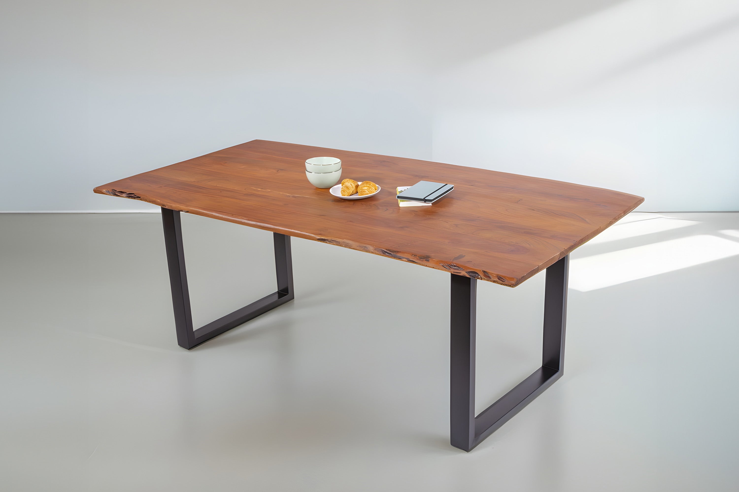 #nussbaumfarben #180x90 #u-gestellschwarz